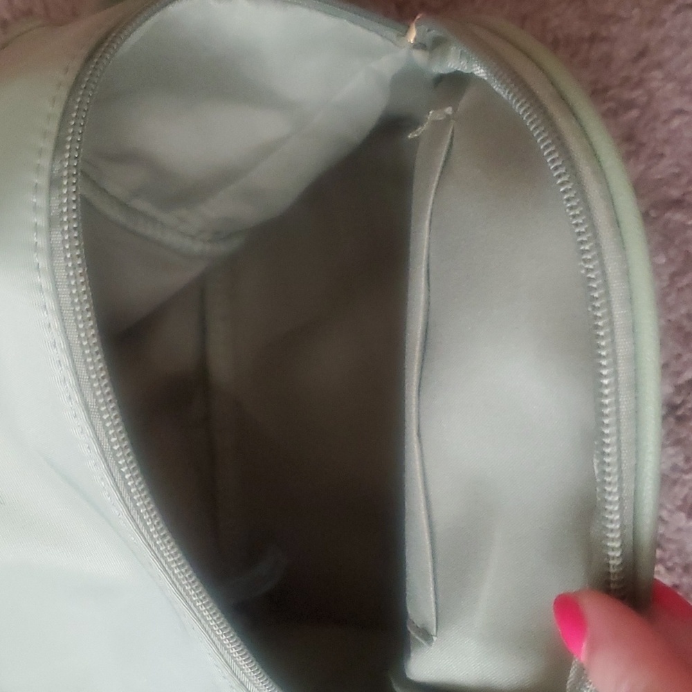 Small bagpack - Picture 4 of 4